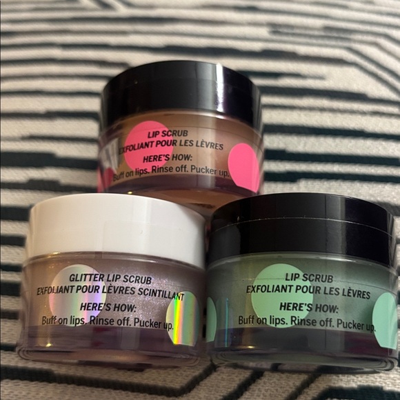 3 Victoria Secret PINK Brand New and Sealed Lip Scrubs. - Picture 5 of 6